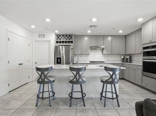 8370 Vinamala Ave, Las Vegas, NV 89149