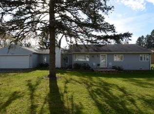 8917 W Sunset Dr, Wonder Lake, IL