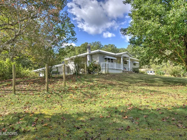 283 Tompkins Rd, Robbins, TN 37852