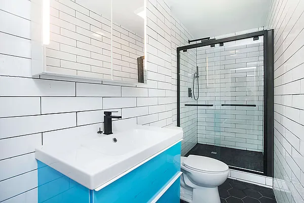 Rented by Arden Realty Corp. | media 26