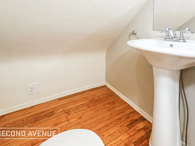 641 Penny Dr — Photo 11