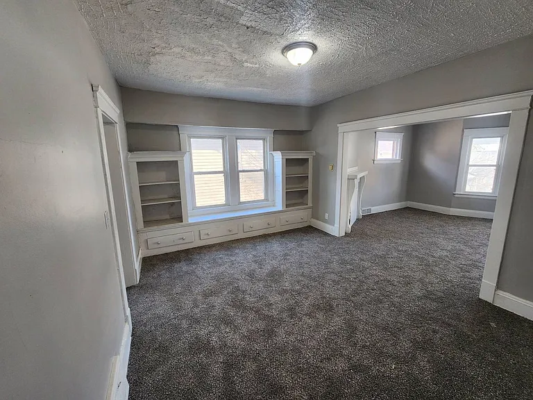 12514 Locke Ave — Photo 15