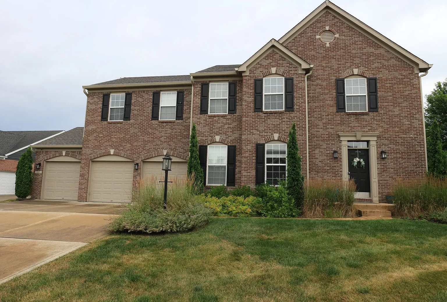 Beautiful 4 Bedroom/3.5 bath home in Arbor Springs! — Photo 1