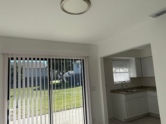 2nd image of 2103 Wharf Ln #2103