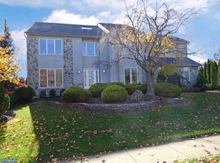 11 Thoroughbred Dr, Southampton, PA 18966