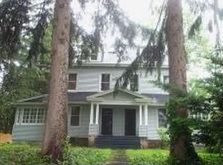 792 Valley Rd, Montclair, NJ 07043