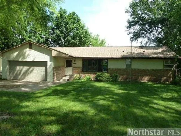 8324 62nd Ave N, Brooklyn Park, MN 55428