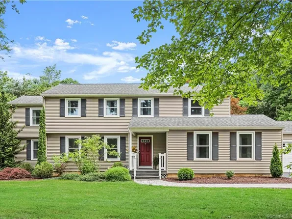 80 Christine Terrace, Milford, CT 06461