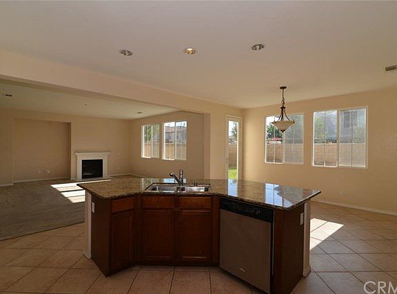5th image of 6773 Belynn Ct