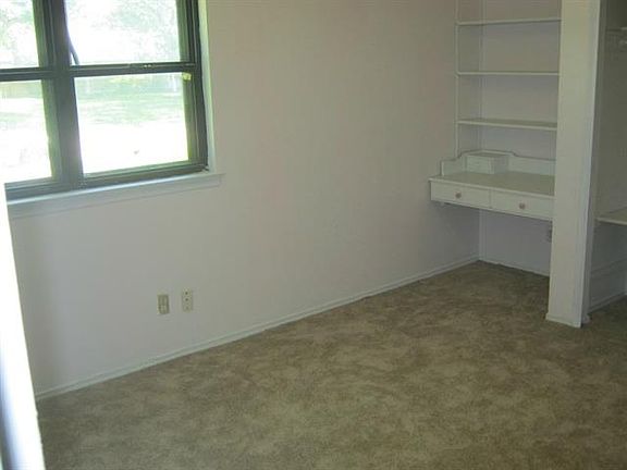 4th image of 1123 Wake Dr