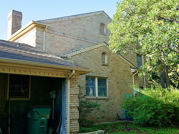 2nd image of 1510 Oak Forest Dr