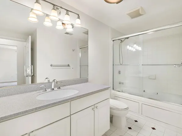 77 Jefferson Street image 17 of 28