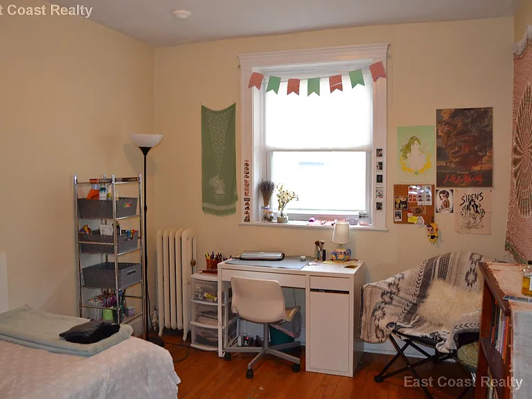 144 Davis Ave #5 — Photo 9