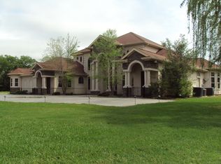 6719 Spring Cypress Rd, Spring, TX 77379