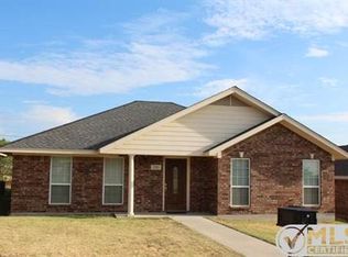 2321 Jodi Ln, Gainesville, TX 76240