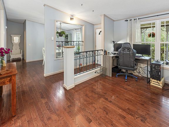 3rd image of 7637 Johnny Crow Rd