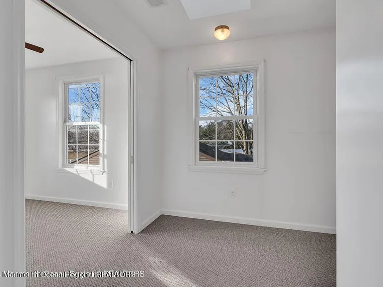 1708 Lake Dr — Photo 40