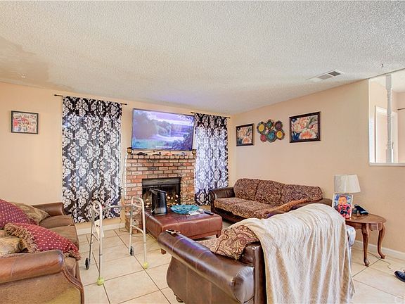 4th image of 7163 Tokay Cir