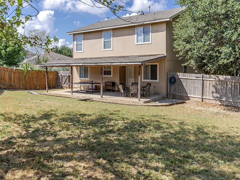 610 Sheraton Ave — Photo 14
