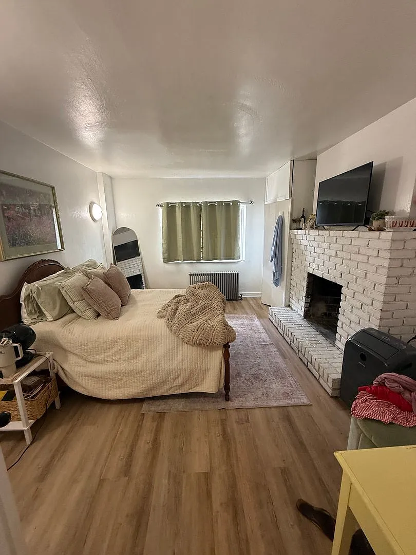 417 semple st first floor — Photo 2