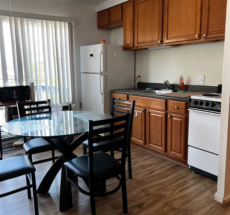 1111 S State St #4
