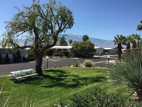 Lunch area around club house