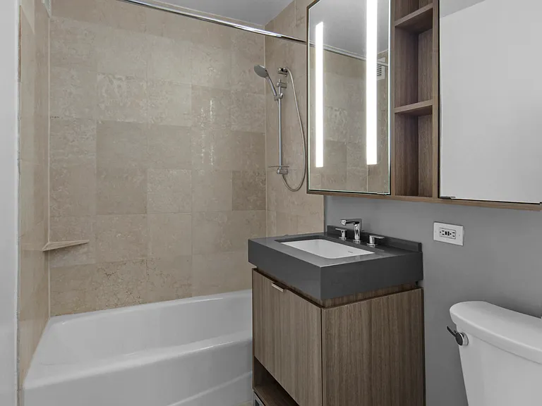77 W 24th St #5M — Photo 6