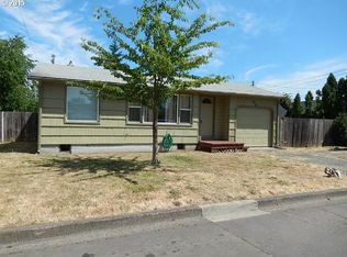 2720 G St, Springfield, OR 97477