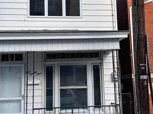 129 N White St, Shenandoah, PA 17976