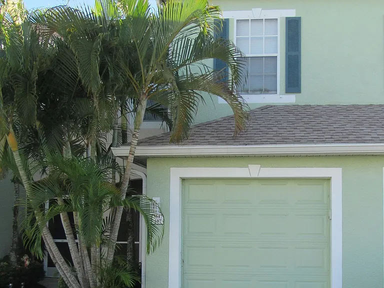 3647 Pine Oak Cir #107 — Photo 1
