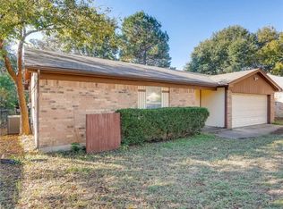 7308 Hyde Ct, Fort Worth, TX 76112