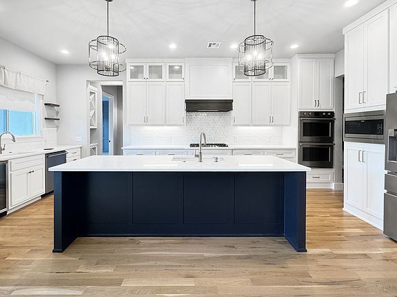 2nd image of 3008 E 102nd Pl