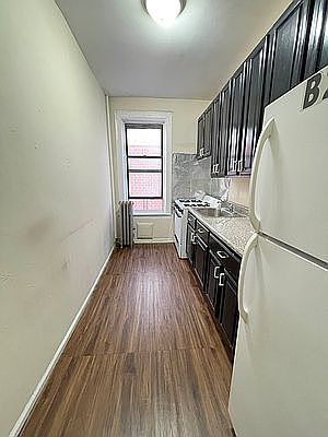 2nd image of 6221 Fort Hamilton Pkwy #B2