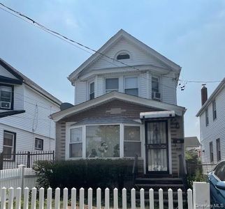 90-60 209th Street, Queens Village, NY, 11428