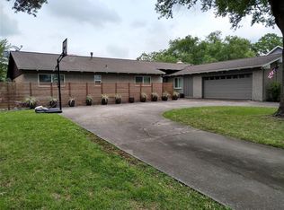 15319 Diana Ln, Houston, TX 77062