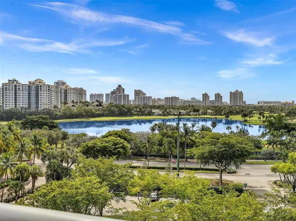 3731 N Country Club Dr APT 826, Aventura, FL 33180