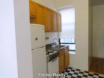 Rented by Fiddler Realty