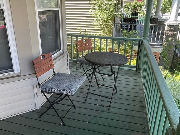 4th image of 1812 W 45th St