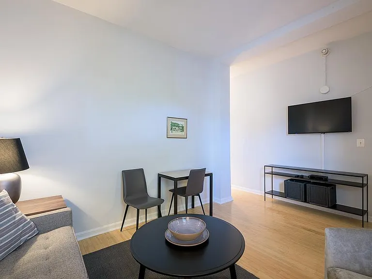 1855 15th St NW #206 — Photo 5