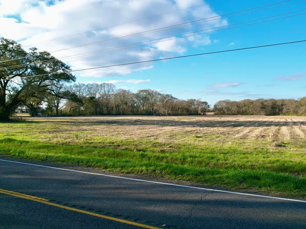 Piat Rd, Youngsville, LA 70592