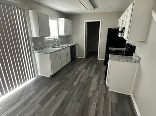 1266 N Chickadee Ave, Fayetteville, AR 72704