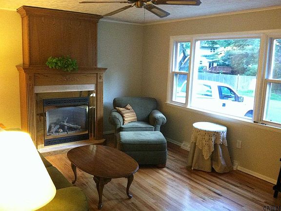 5th image of 58 Michael Dr