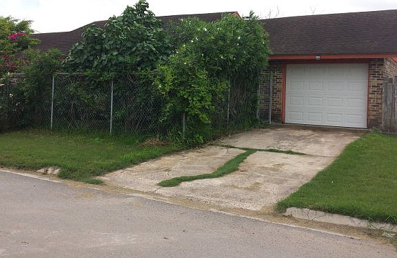2nd image of 2618 Minnie Ave