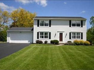 54 Wheatfield Cir, Fairport, NY 14450