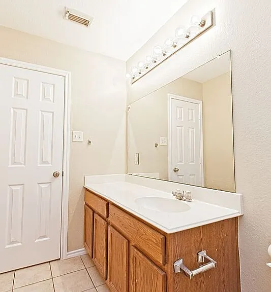 4009 Hidden Meadow Ct — Photo 34