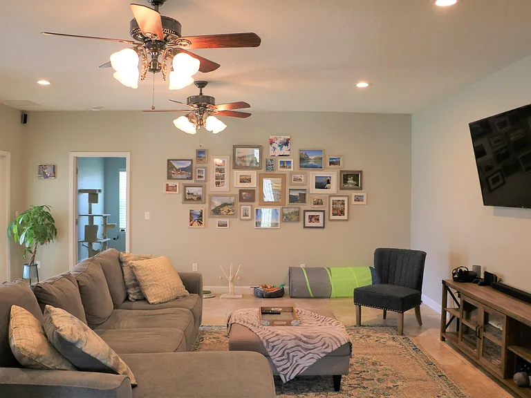 210 Michael Ave — Photo 8