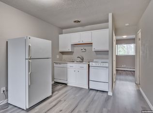1004 Main St., Neenah, WI 54956