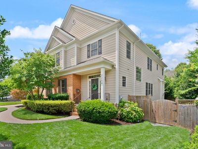 2204 Boxwood Dr, Falls Church, VA, 22043