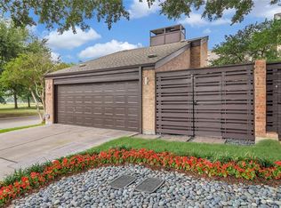 3332 Courtyard Pl, Farmers Branch, TX 75234