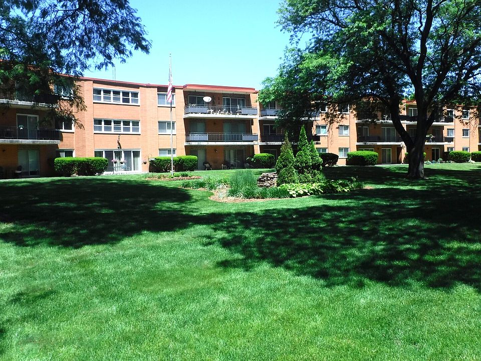 1st image of 940 Holbrook Rd APT 1A